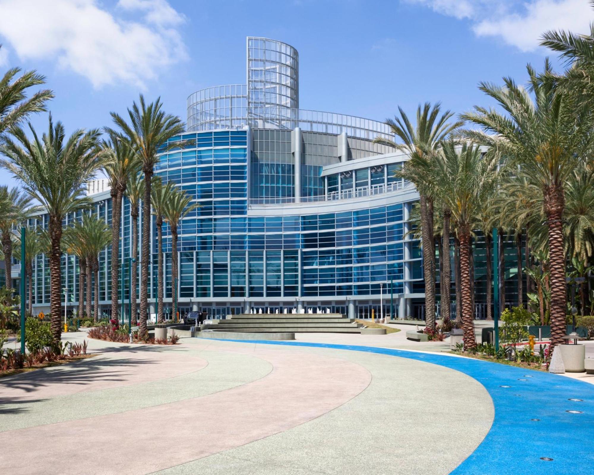 Holiday Inn Hotel & Suites Anaheim By Ihg Экстерьер фото